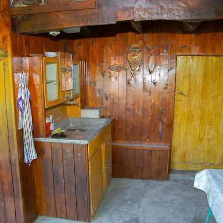 Lyubovo Guest house Gabrovo