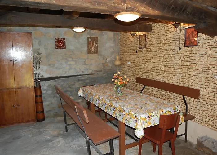 Lyubovo 加布罗沃